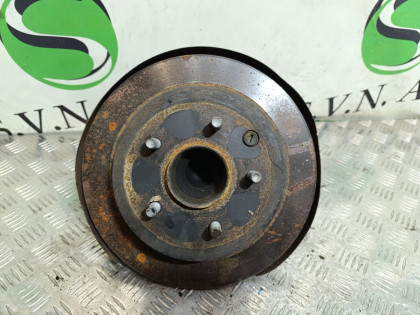 Ступица задняя правая J32