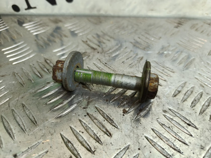 Болт регулировочный J32