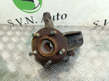 Ступица передняя правая BK5P