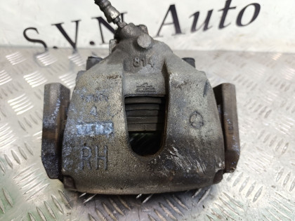 Суппорт передний правый BK5P