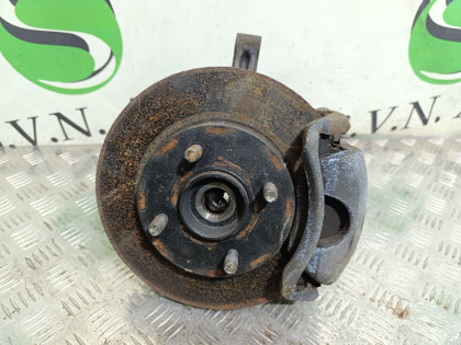 Ступица передняя правая C11