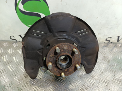 Ступица передняя левая BL5