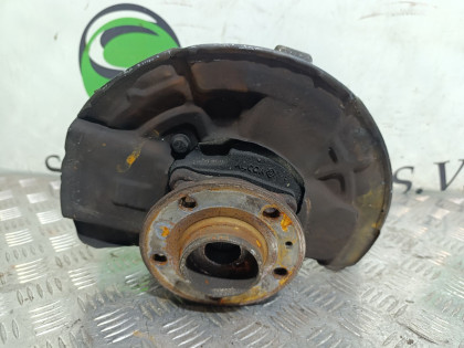 Ступица передняя правая SW