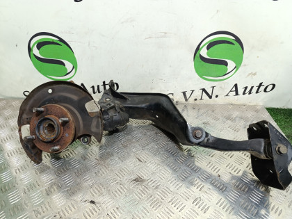 Ступица передняя правая HP11