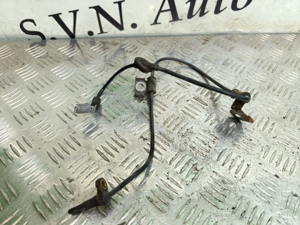 Датчик ABS передний правый BP5