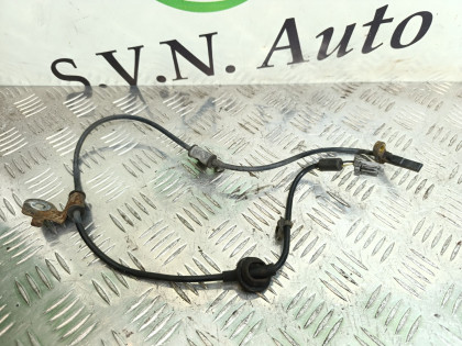 Датчик ABS передний левый BP5