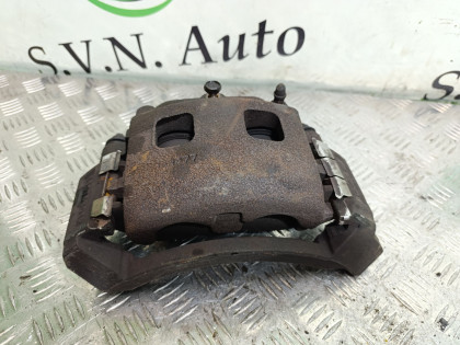 Суппорт передний правый DR