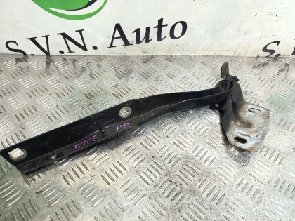 Петля капота правая DR