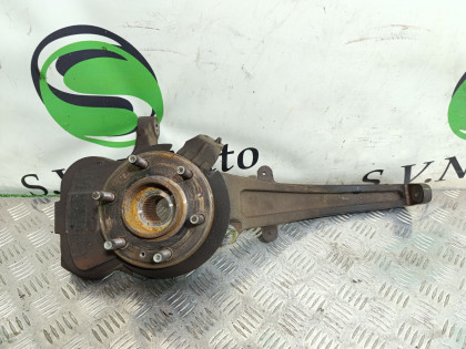 Ступица передняя правая 