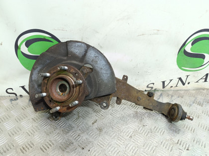 Ступица передняя правая GMT360