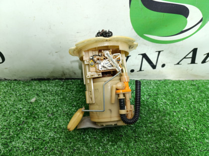 Насос топливный RM12