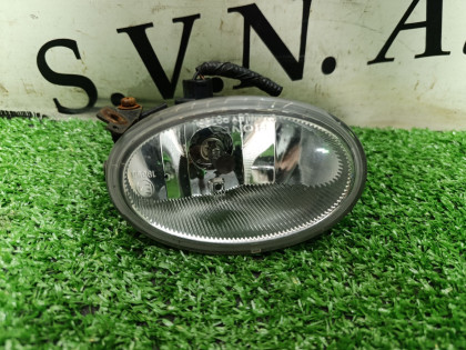 Фара противотуманная передняя, левая RB1