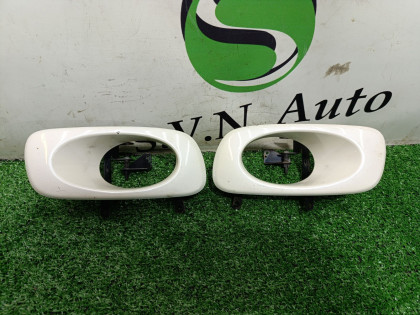 Накладка противотуманной фары RB1