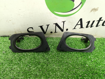 Накладка противотуманной фары RB1