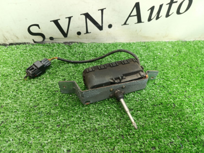 Мотор стеклоочистителя фары SW