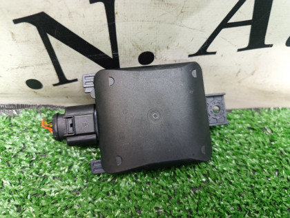 Датчик слепых зон BU3