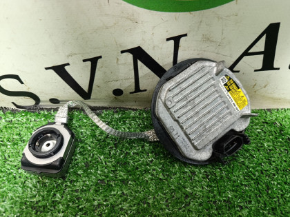 Блок розжига ксенона ZRR80