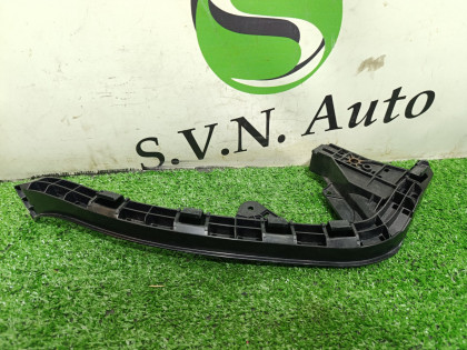 Ресничка фары правая ZE2