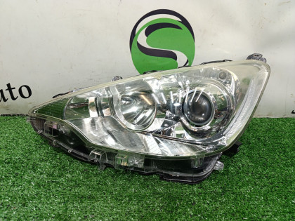 Фара левая NHP10