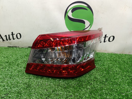 Стоп сигнал правый TB17