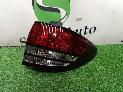 Стоп сигнал правый MCR40