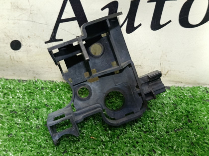 Кронштейн фары левый GG2