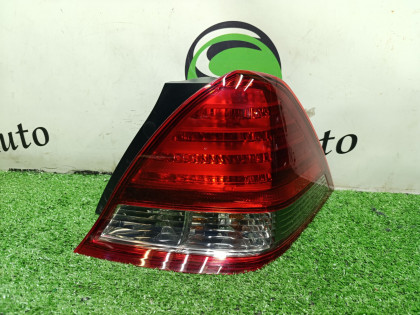 Стоп сигнал правый RB1