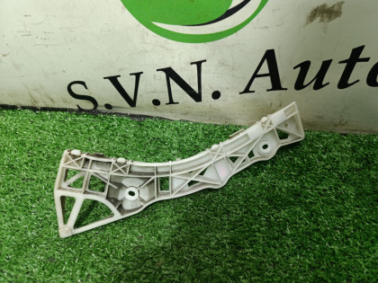 Кронштейн заднего бампера левый BK5P