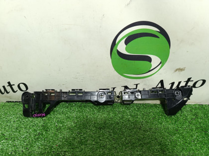 Кронштейн заднего бампера левый AGH30