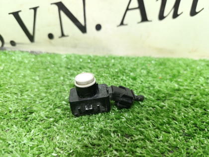 Датчик парктроника NHP10