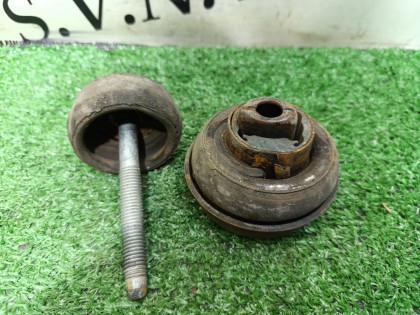 Подушка кузова GMT900