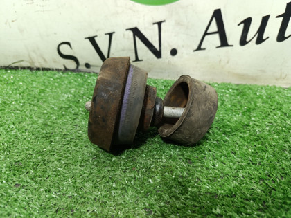 Подушка кузова GMT900