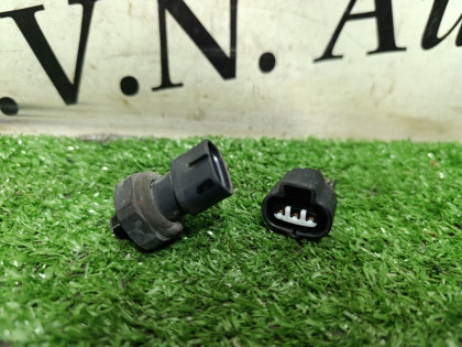 Датчик давления фреона UVF46