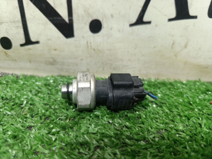 Датчик давления фреона USF40