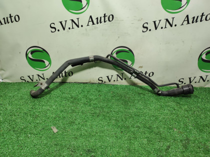 Горловина бензобака AZR60