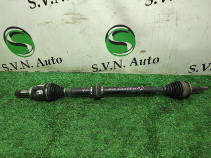 Привод передний правый ZVW30