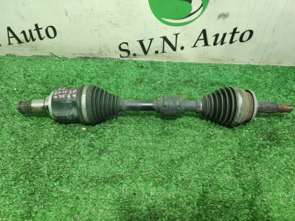 Привод передний левый ZVW30