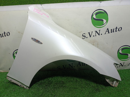 Крыло переднее правое GSE20