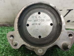 Подушка ДВС AUDI A8 4E 2006