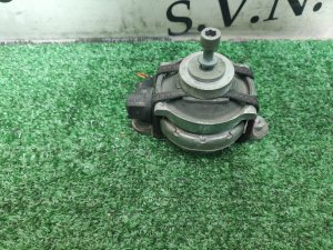 Подушка АКПП (левая) AUDI A8 4E 2006