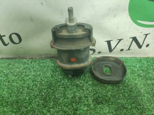 Подушка ДВС TOYOTA CROWN MAJESTA