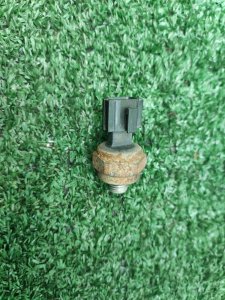 Датчик давления ГУР NISSAN SKYLINE