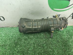 Патрубок воздушного фильтра HONDA ODYSSEY RA8 2000