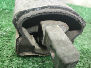 Подушка АКПП MERCEDES-BENZ 204.252 УНИВЕСАЛ 2008