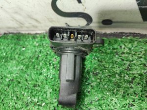 Датчик массового расхода воздуха VOLVO V50 OEM 30651723 2005
