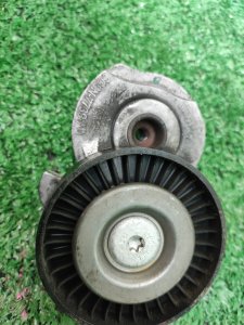 Натяжитель ремня VOLVO XC70