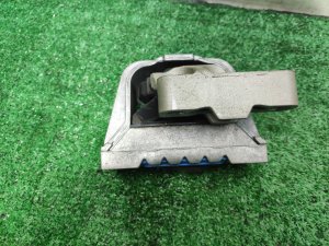 Подушка ДВС VOLKSWAGEN PASSAT 2013