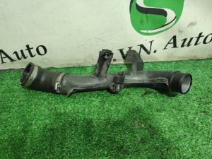 Патрубок интеркулера 1K0145770 VOLKSWAGEN PASSAT