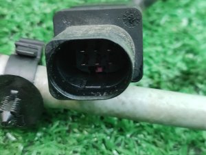 Датчик кислородный VOLKSWAGEN PASSAT OEM 06J906262, 0258017270, 0258017271 2013