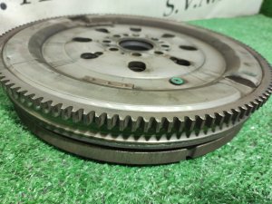 Маховик (комплект) NISSAN X-TRAIL OEM 1231000Q1D, 2335400QAG DNT31 2010